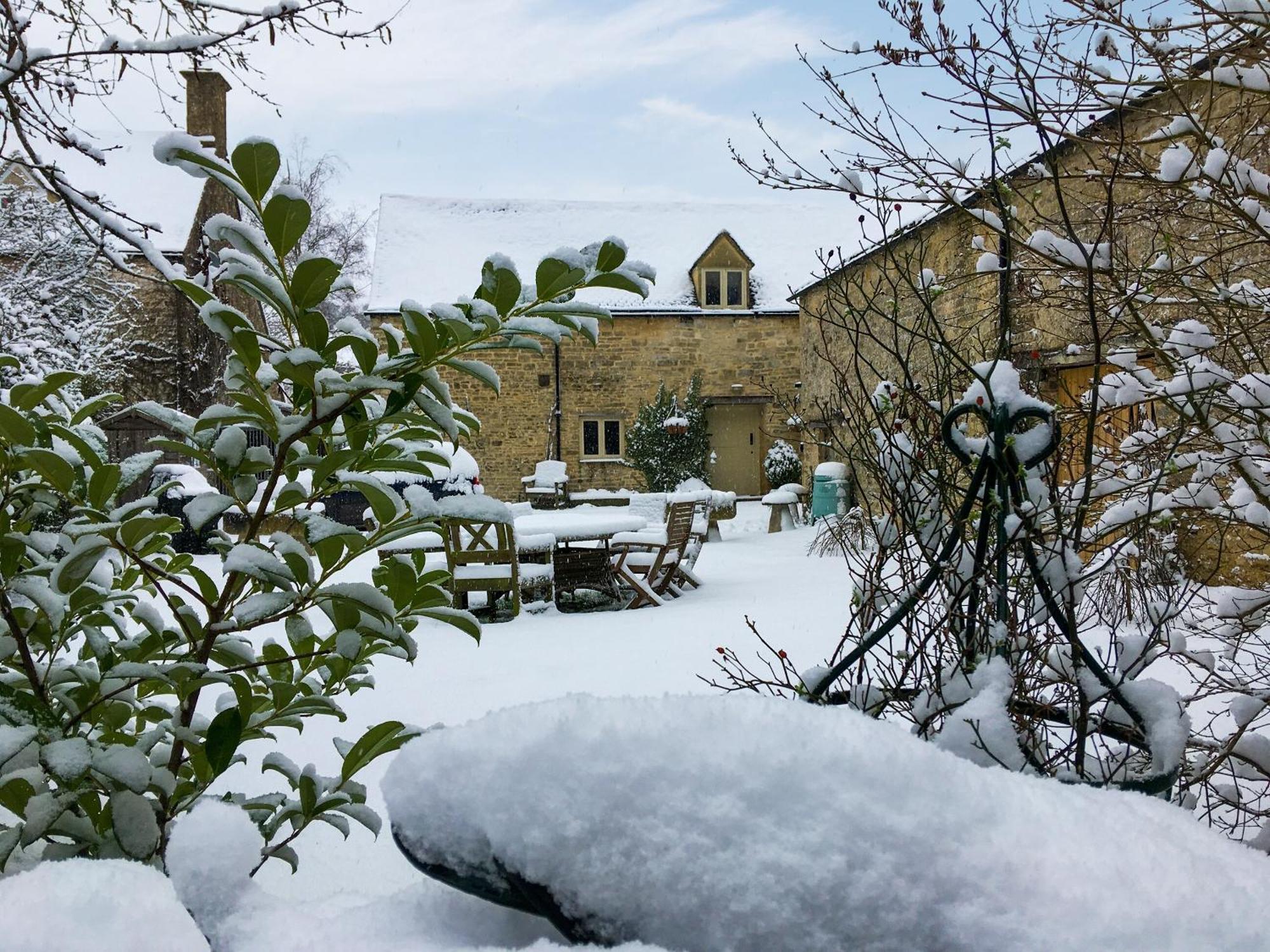 Flowers Barn Daglingworth Luaran gambar